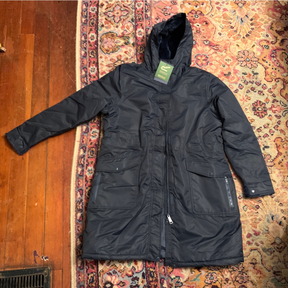 PRICE DROP! Regatta Waterproof Navy Blue Coat 2022/2023 Winter Season